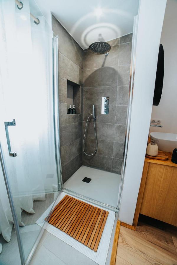 Perfect Family-Oriented And Renovated Townhouse In The Old Antibes Apartment Ngoại thất bức ảnh
