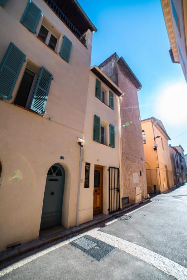 Perfect Family-Oriented And Renovated Townhouse In The Old Antibes Apartment Ngoại thất bức ảnh