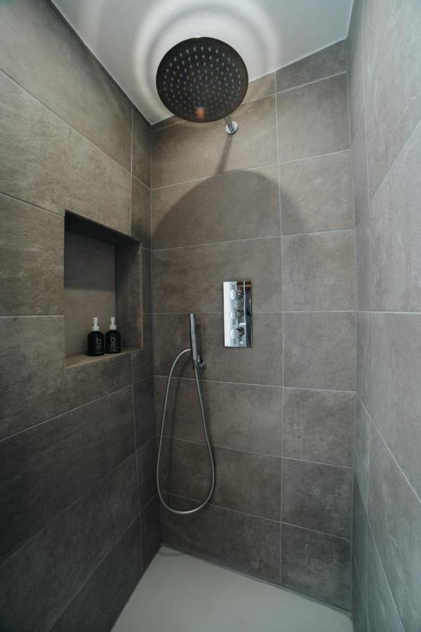 Perfect Family-Oriented And Renovated Townhouse In The Old Antibes Apartment Ngoại thất bức ảnh